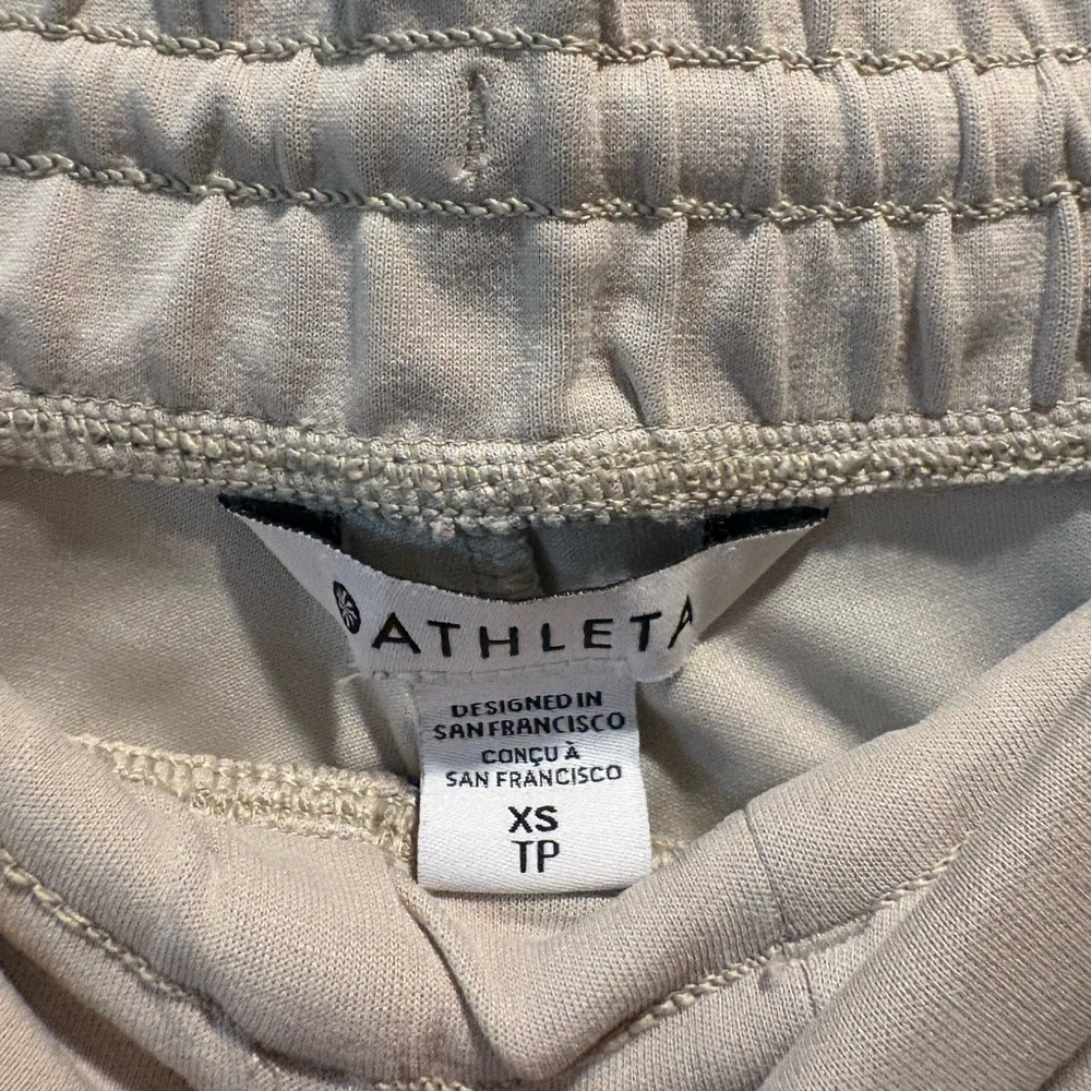 Athleta Drawstring in Cream - Picture 2 of 2